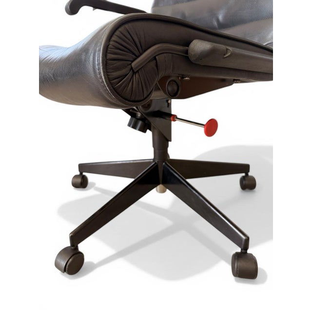 Vintage Black Leather Sapper Office Chair by Richard Sapper for Knoll, 1980s For Sale - Image 10 of 13