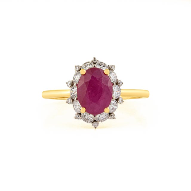 Mozambique 1.52ct Ruby & Diamond Statement Ring Size 5 in 14k Yellow Gold For Sale - Image 4 of 17
