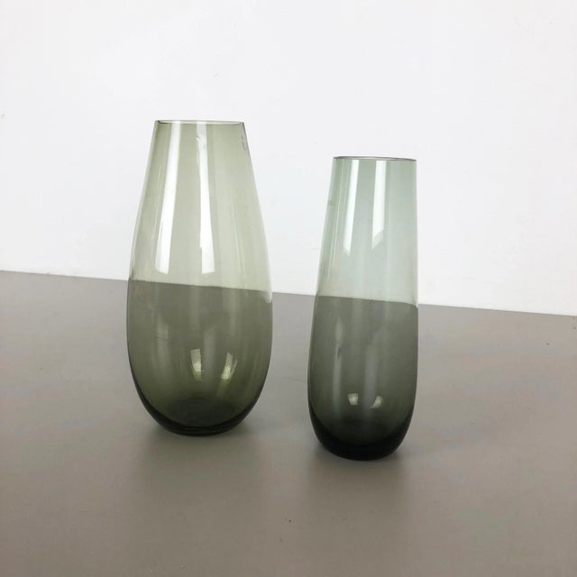 Set of 2 Turmalin vases Producer: WMF, Germany Design: Prof. Wilhelm Wagenfeld Bauhaus Decade: 1960s Original vintage...