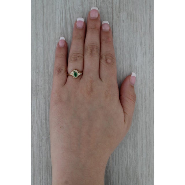 Metal 0.42ctw Pear Emerald Diamond Halo Ring 14k Yellow Gold Size 5.25 Engagement For Sale - Image 7 of 9
