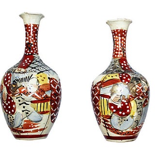 Small Satsuma-Style Vases - A Pair For Sale