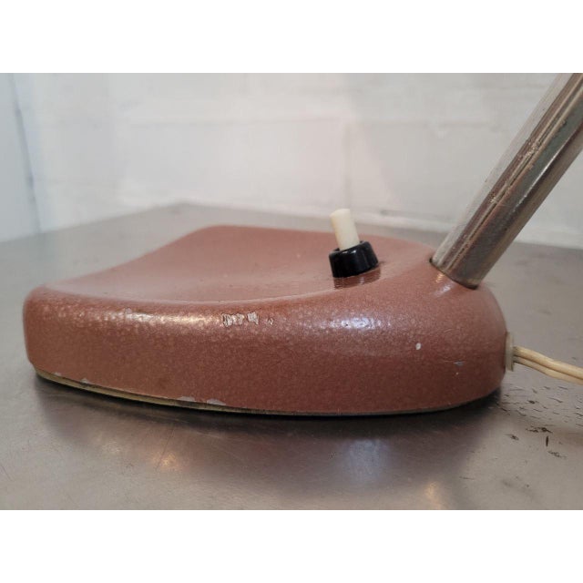 Mid-Century Modern Table Lamp in Pink Metallic For Sale - Image 15 of 17