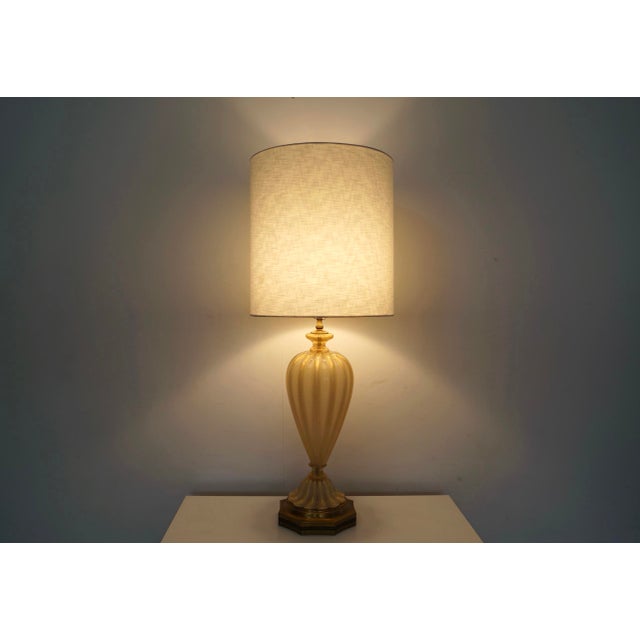 1960’s Hollywood Regency Barovier & Toso Murano Glass Table Lamp For Sale - Image 10 of 12