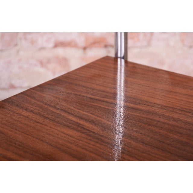 Model: T29 This exceptional pair of nightstands (model T29) is a masterpiece of modern architecture and design. Designed...