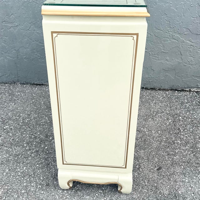 Vintage Chinese Cream and Gold Glass Top Sideboard/Cabinet For Sale In West Palm - Image 6 of 9