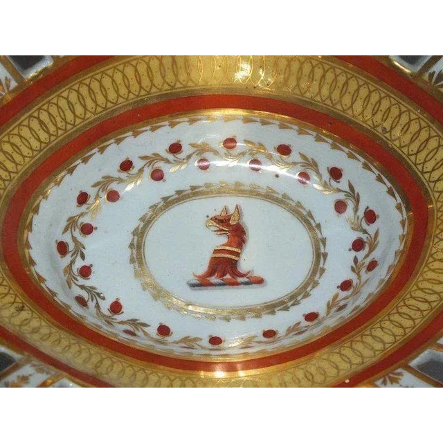 18th Century Worcester Porcelain Armorial Chestnut Basket and Stand - A Pair For Sale - Image 9 of 11