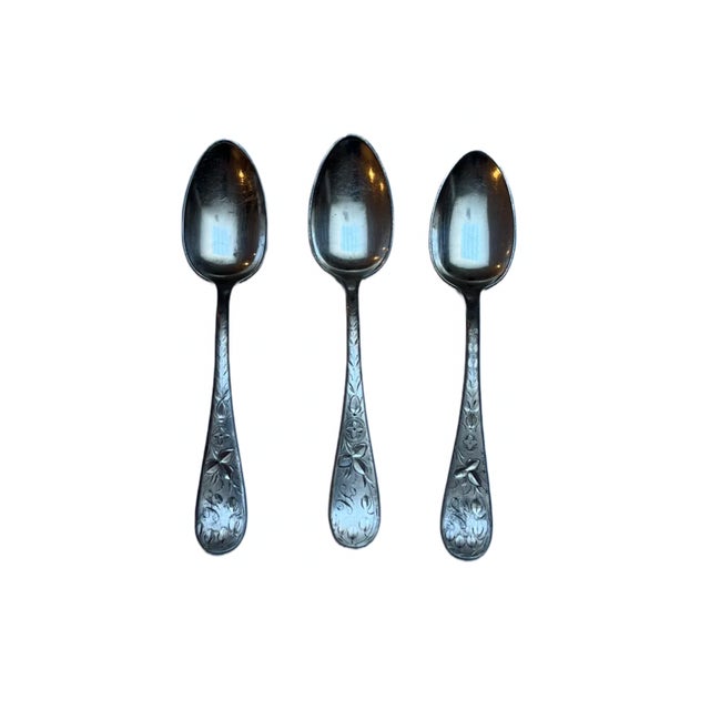 Towle Silversmiths Vintage Silverplate Teaspoons- Set of 3 For Sale - Image 4 of 4