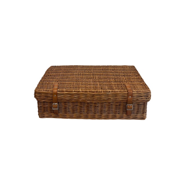 1940s Vintage Abercrombie & Fitch English Picnic Hamper for Six For Sale - Image 5 of 12