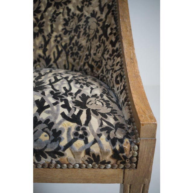 Art Deco French Gondola Armchair in Oak, 1930 For Sale - Image 17 of 18