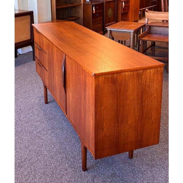 Wood Apartment Size Mid Century Modern Teak Credenza by McIntosh, Uk c.1960 For Sale - Image 7 of 8