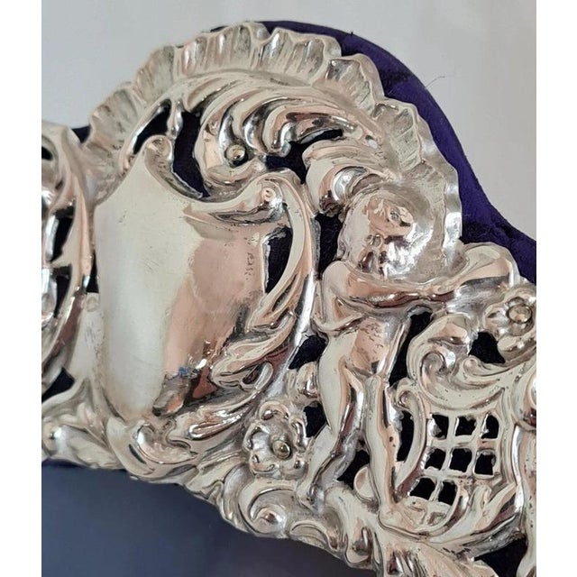 Early 20th Century Antique Neoclassical Sterling Silver Photograph Frame from James Deakin & Sons, 1900 For Sale - Image 5 of 14