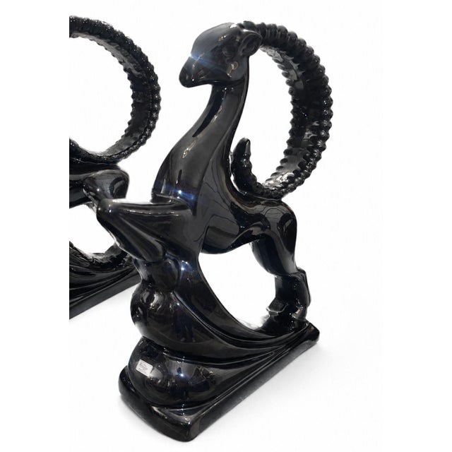 American Pair of Royal Haeger Glossy Black Gazelle Sculptures. u.s.a. Late 20th Century. For Sale - Image 3 of 11