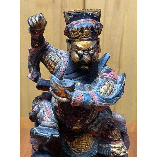 Chinese Polychrome Wooden Wooden Sculpture of the Qing Dynasty, 18th Century. For Sale - Image 9 of 17
