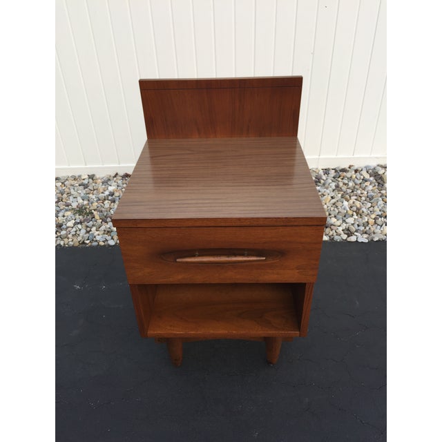 Ward Furniture Co Mid Century Nightstand Chairish