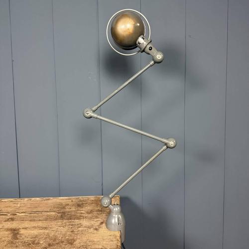 Dark Grey 3-Arm Table Clamp Lamp from Jielde, 1950s For Sale - Image 7 of 18