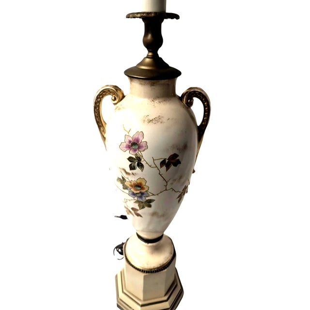 Mid-Century Modern Vintage Gilded Amphora Shape Porcelain Table Lamp Hand Painted For Sale - Image 3 of 8