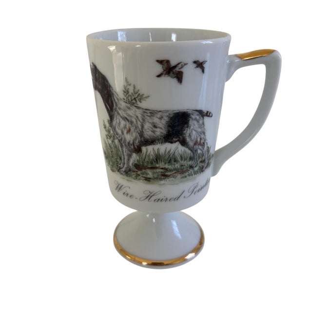 Mid 20th Century English Traditional Vintage Hand Painted Porcelain Sporting Dog Pedestal Mug Set (4) For Sale - Image 5 of 9