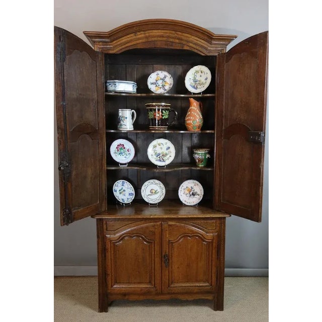 Oak Buffet, 18th Century, in Very Good conditions. Designed before 1890