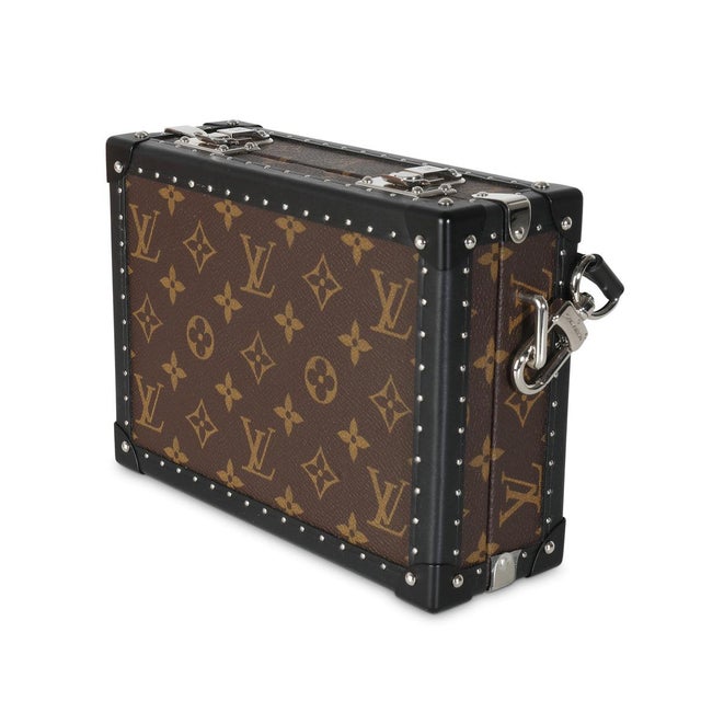 Item #: 140001 Interior Material: Leather MSRP: 7,450 Features Interior: One Zip Pocket. Two gussets Dimensions: 8.5 x 6 x...