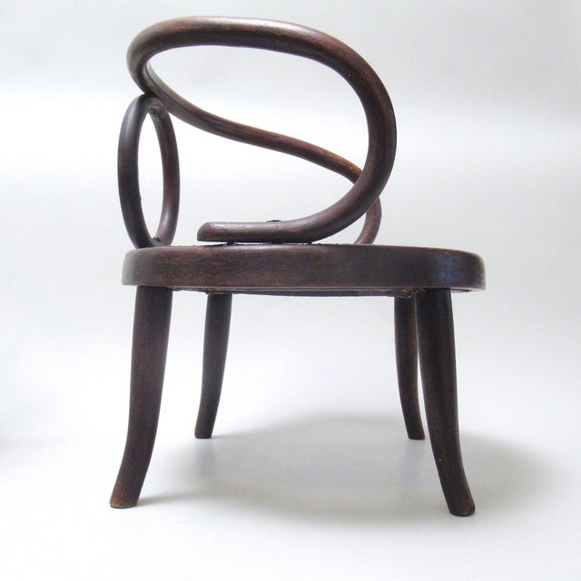 Set of Bentwood Childrens Chairs attributed to Michael Thonet for Gebrüder Thonet, 1890s For Sale - Image 6 of 9