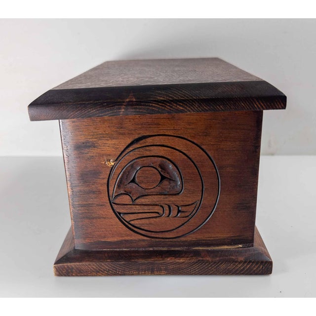 Wood 20th Century Northwest Coast Native American Indian Bentwood Box by Alfred Robertson For Sale - Image 7 of 15
