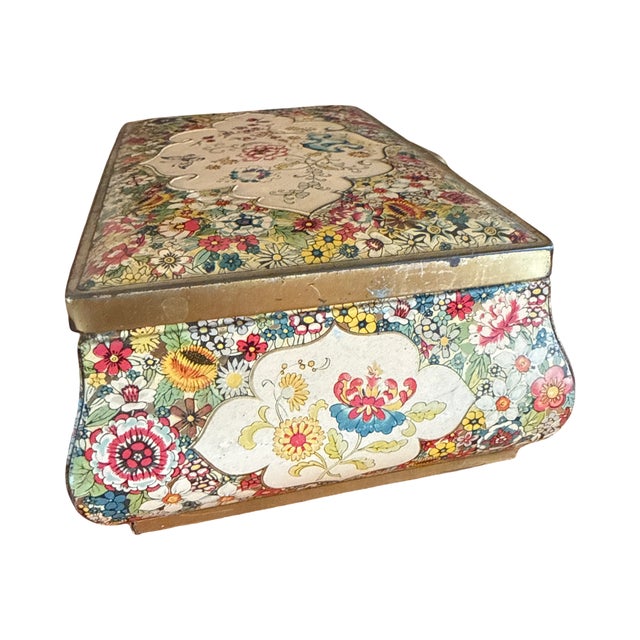 Vintage Dutch Floral Candy Box Made in Holland For Sale In West Palm - Image 6 of 7