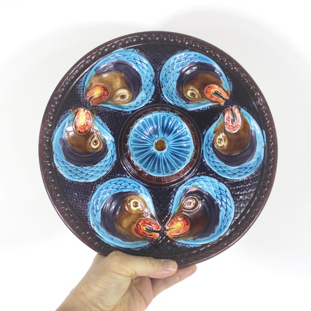 1870 French Onnaing Majolica Oyster Plate Kissing Fish Heads Antique Ceramic La Faïencerie D’Onnaing For Sale - Image 4 of 7