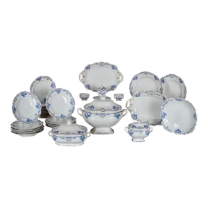 1851 Imperial Vienna Porcelain - Service for 18, 29 Pieces