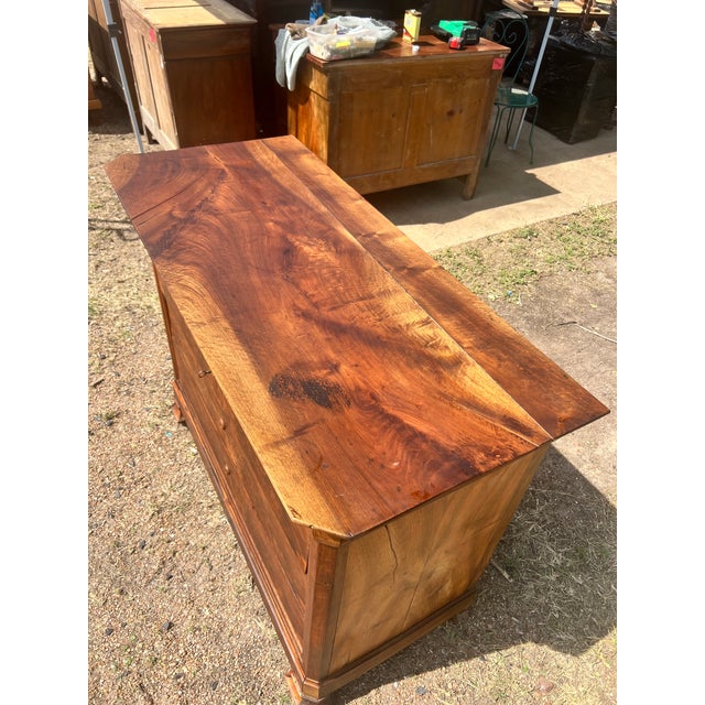 Wood French 19th Century Louis Philippe Solid Walnut Chest of Drawers / Commode For Sale - Image 7 of 12