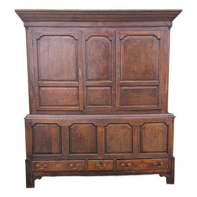 A Substantial Period Oak Linen Cabinet / Armoire c.1780 For Sale