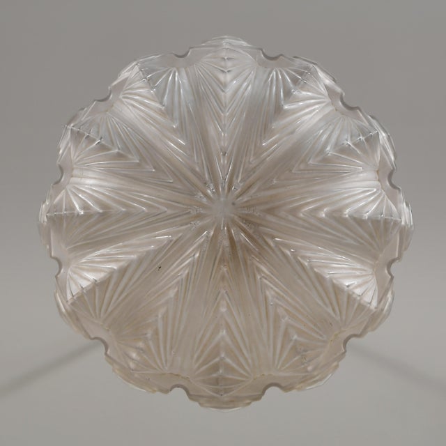 Large French Art Deco Pendant Light by Hettier & Vincent - 1930s For Sale - Image 9 of 16