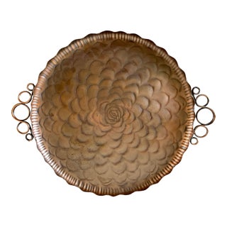 Vintage Round Hand Wrought Copper Tray With Rose Design by Craftsman Co. For Sale