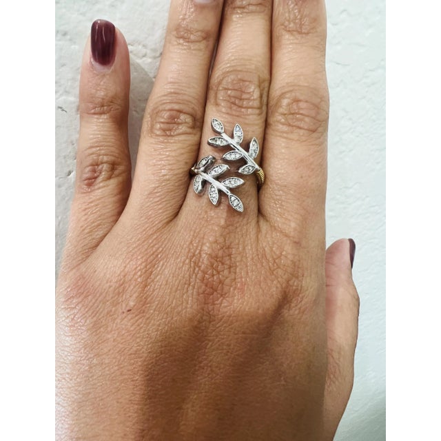 2020s Natural Diamond 0.28 Carat Leaf Wrap White Gold Yellow Gold Statement Ring, Size 7.5 For Sale - Image 5 of 8