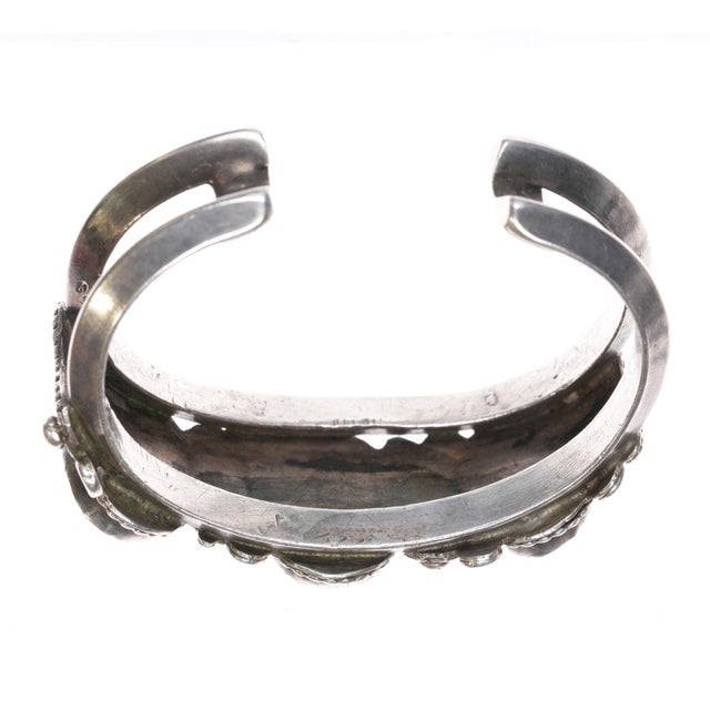6 5/8" 60's-70's Navajo sterling turquoise feather cuff bracelet For Sale In Austin - Image 6 of 10