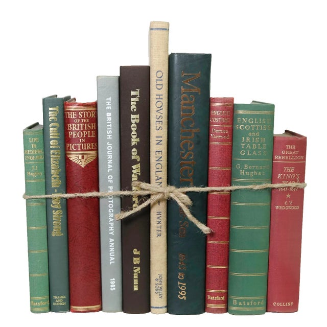 Transitional Decorative Books - Vintage British History Oversized Book Bundle - 1 foot of Books For Sale - Image 3 of 4