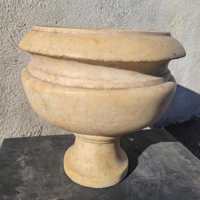White Marble Pedestal Basin, 19th Century For Sale - Image 6 of 18