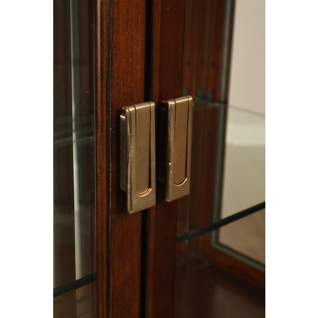Thomasville Contemporary Display Cabinet For Sale - Image 15 of 18