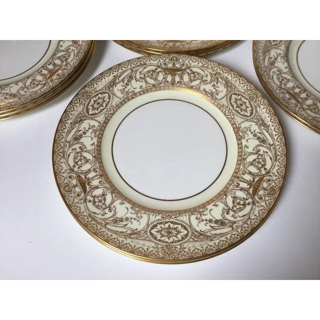 Royal Worcester 1950s Set of 12 English Raised Gilt Porcelain Dinner Service Plates For Sale - Image 4 of 9