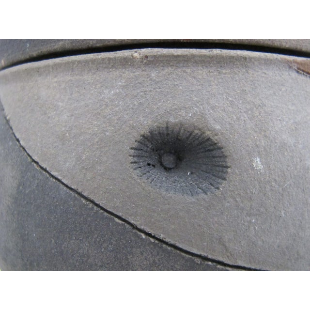 Frank Boyden Oregon Studio Pottery With 2 Fish Design Round Lidded Jar Box For Sale In Portland, OR - Image 6 of 10