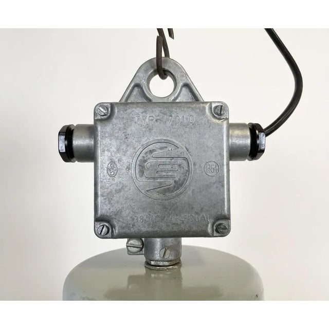 1960s Large Industrial Enamel Factory Pendant Lamp from Elektrosvit, 1960s For Sale - Image 5 of 15
