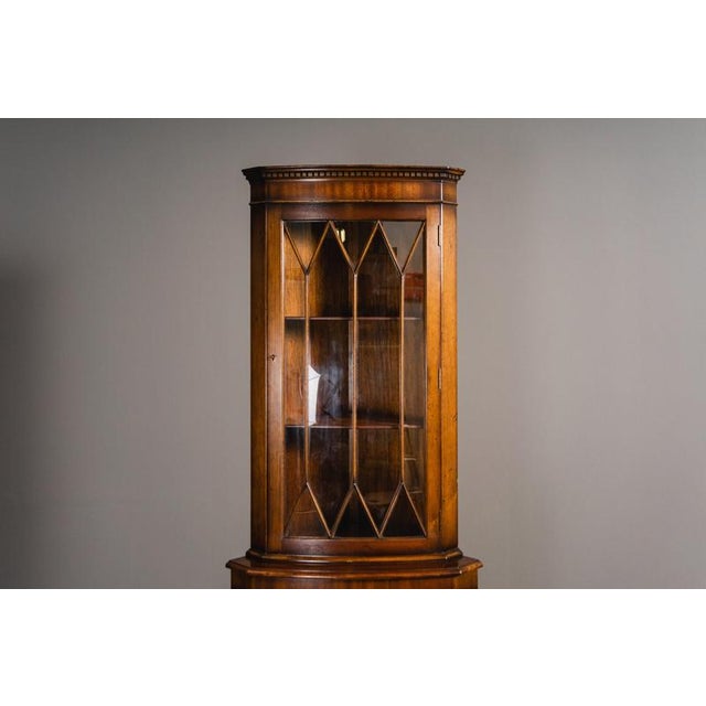 Brown English Style Corner Cabinet in Wood For Sale - Image 8 of 18
