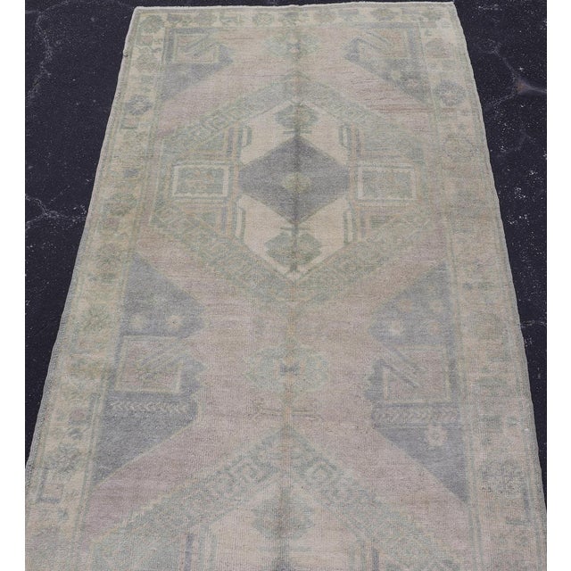 Muted Turkish Oushak Carpet With Two Diamond Medallions in Blue and Gray For Sale In Atlanta - Image 6 of 12