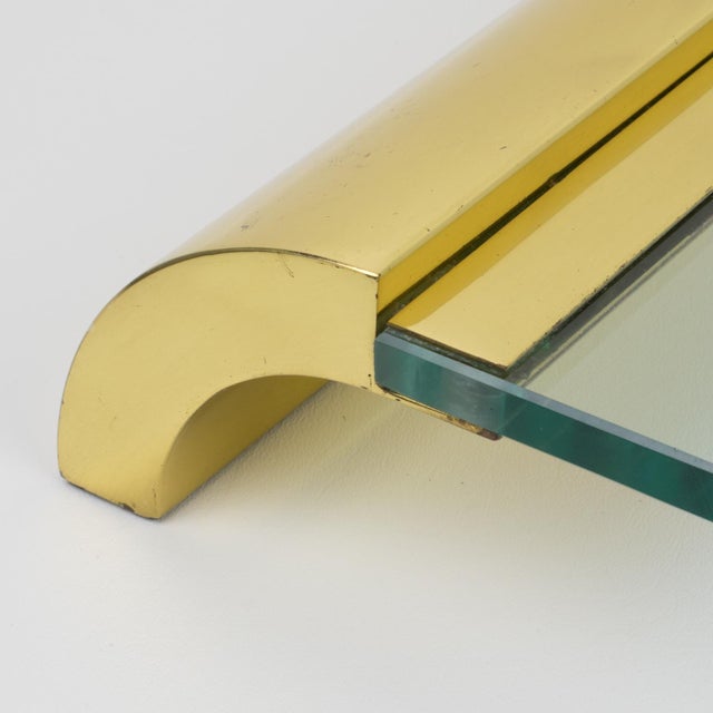 Contemporary Modernist Brass and Glass Pedestal Centerpiece Display Tray, Italy circa 1980 For Sale - Image 3 of 13