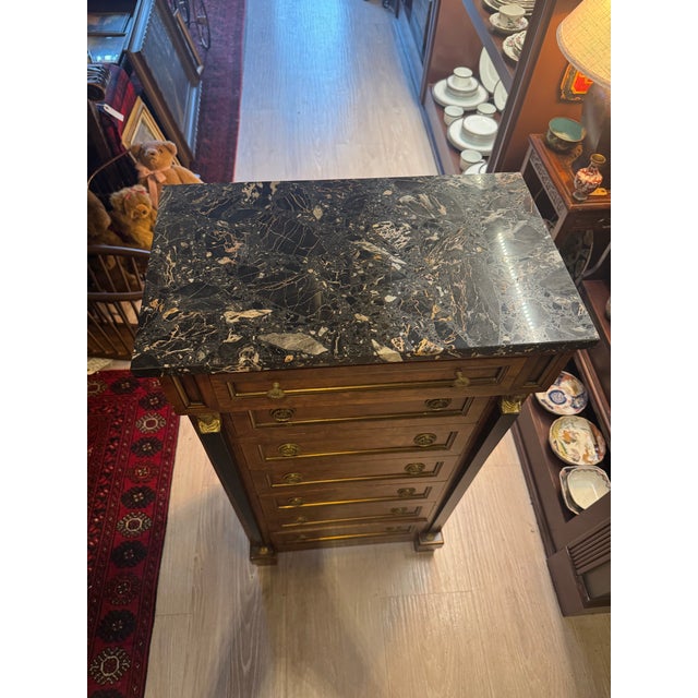 1930s 1930s French Empire Style Lingerie Chest With Marble Top, Cleopatra Bust Mounts & Paw Feet [Rg] For Sale - Image 5 of 11