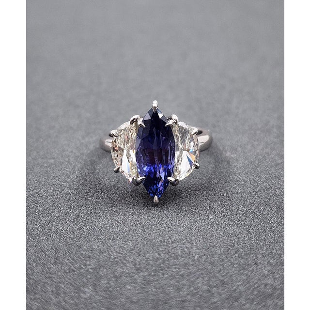 4.21 Ct Gubelin/Gia Certified Nh Color Change Sapphire & Diamond Ring Size 6.5 For Sale In Chicago - Image 6 of 12
