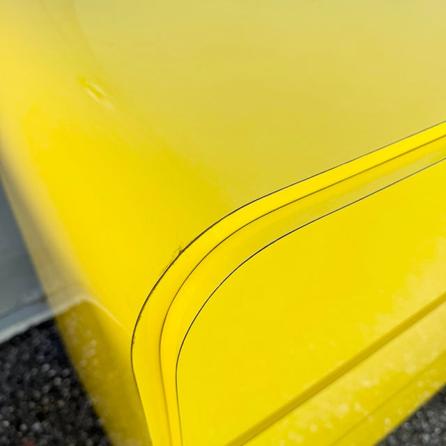 Postmodern Yellow Gloss Laminate Waterfall Dresser For Sale In West Palm - Image 6 of 7