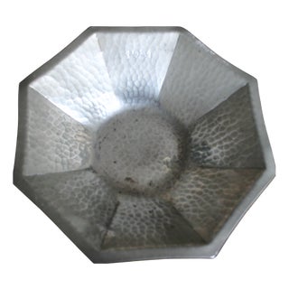 Art Nouveau Hammered Pewter Bowl by Léon Provins, 1931 For Sale
