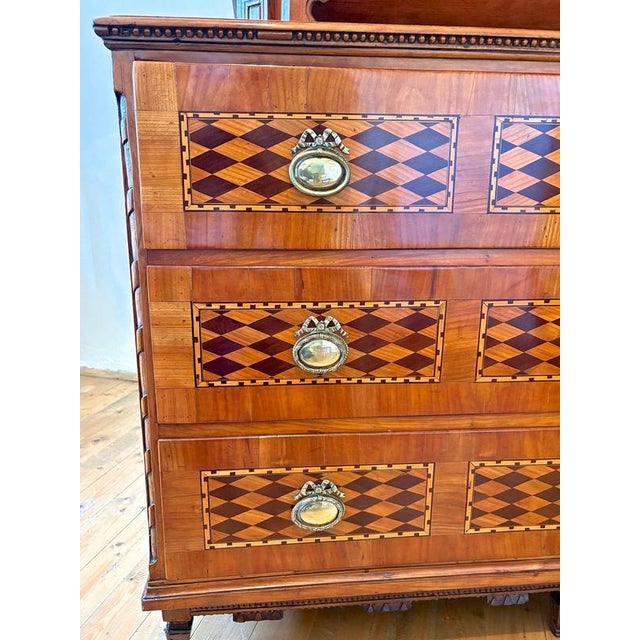 18th Century Inlaid and Carved Cherrywood Vitrine Buffet, 1790s, Set of 2 For Sale - Image 15 of 18