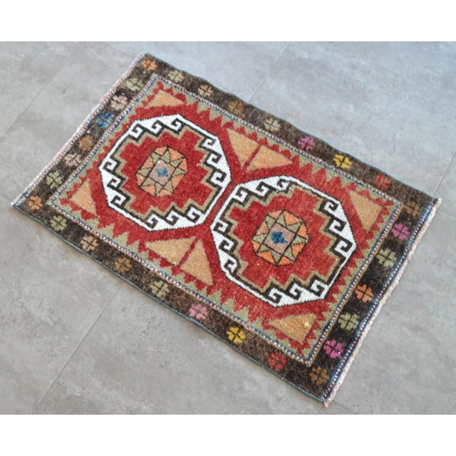 Hand Knotted Door Mat, Entryway Rug, Bath Mat, Kitchen Decor, Small Rug, Laundry Decor Dimensions: 21.26" x 32.67" or 1 ft...