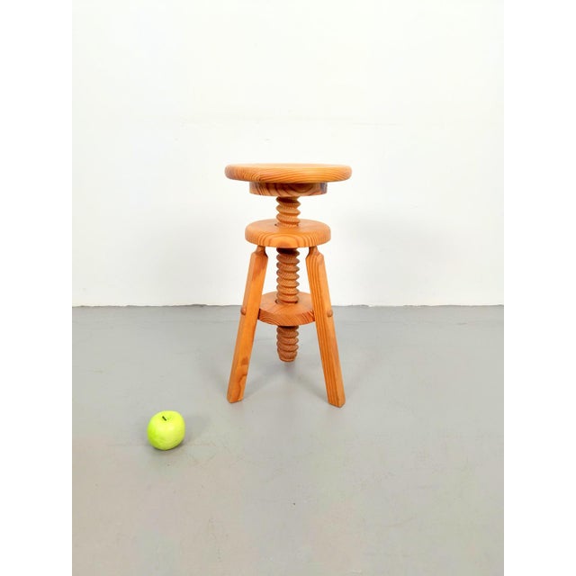 1970s Vintage Architect's Corkscrew Stool in Pine, 1960s For Sale - Image 5 of 9